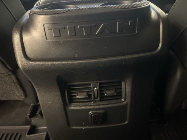 2018 Nissan Titan SV