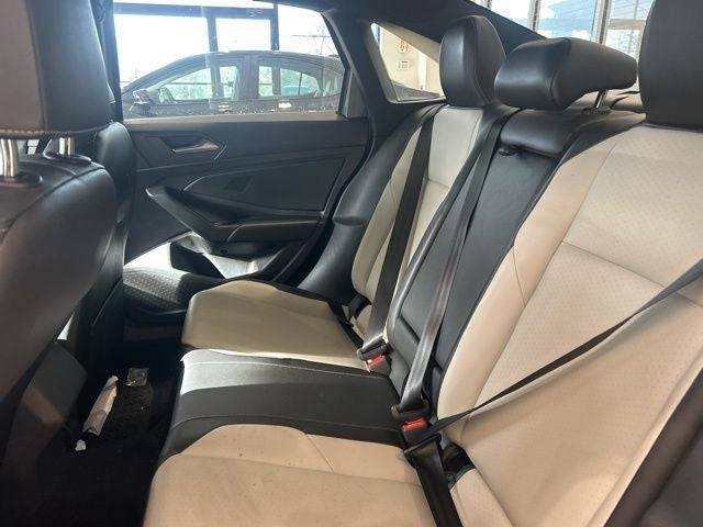 2019 Volkswagen Jetta R-Line