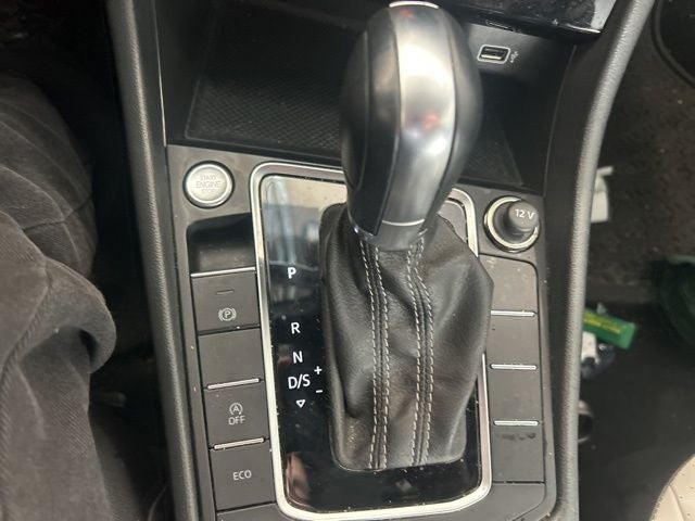 2019 Volkswagen Jetta R-Line