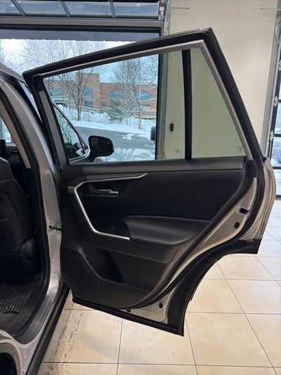 2022 Toyota RAV4 Hybrid XLE Premium