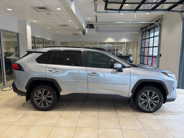 2022 Toyota RAV4 Hybrid XLE Premium