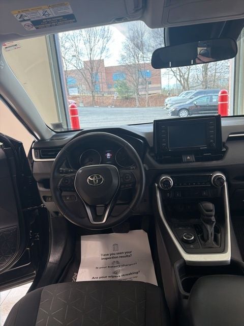 2020 Toyota RAV4 Hybrid XLE