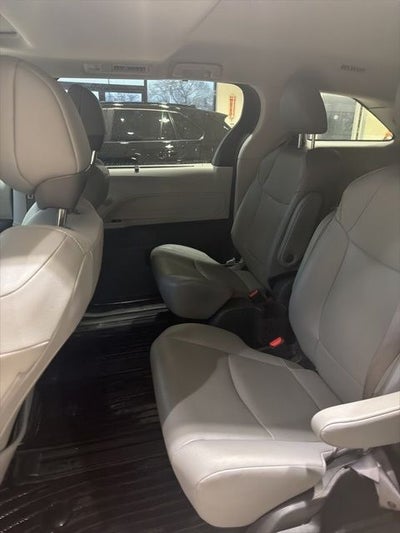 2024 Toyota Sienna XLE 7 Passenger