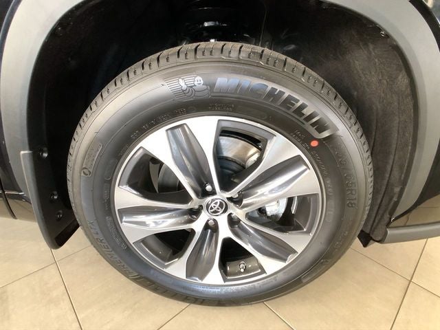 2025 Toyota Highlander XLE