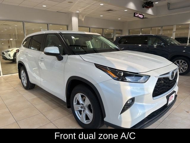2024 Toyota Highlander LE