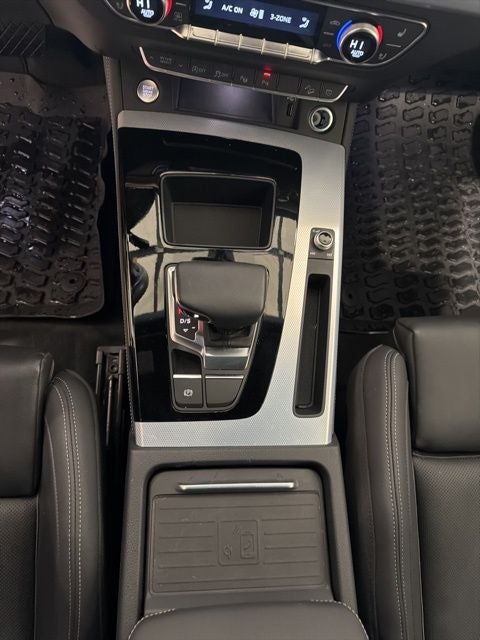 2024 Audi Q5 45 S line Prestige quattro