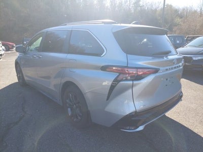 2024 Toyota Sienna XSE 7 Passenger