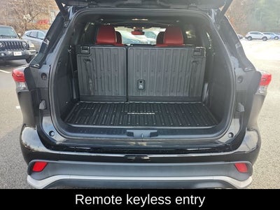 2023 Toyota Highlander XSE