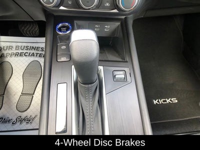 2025 Nissan Kicks SV