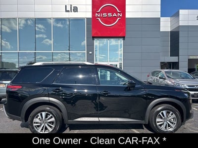 2025 Nissan Pathfinder SL
