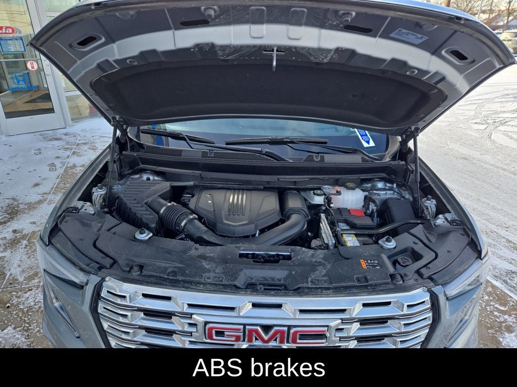 2025 GMC Acadia Denali