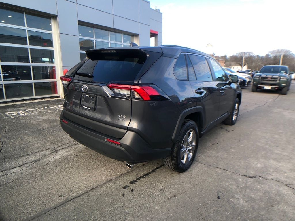 2025 Toyota RAV4 XLE