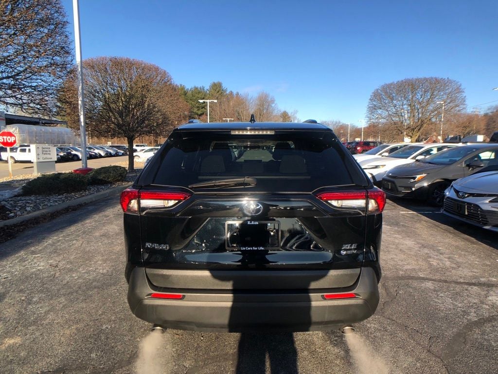 2025 Toyota RAV4 Hybrid XLE