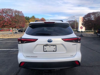 2023 Toyota Highlander Hybrid Bronze Edition