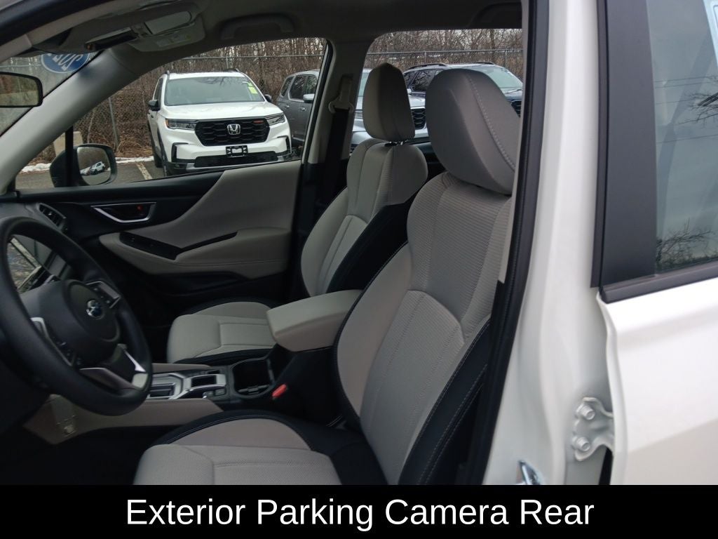 2024 Subaru Forester Base