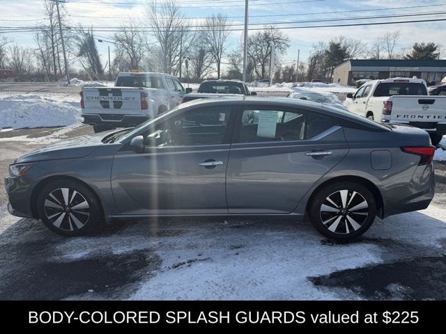 2022 Nissan Altima 2.5 SV