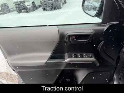 2022 Toyota Tacoma 4WD SR5