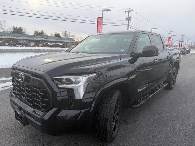 2024 Toyota Tundra 4WD SR5