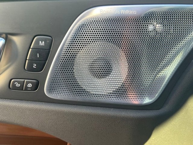 2025 Volvo XC60 Ultra