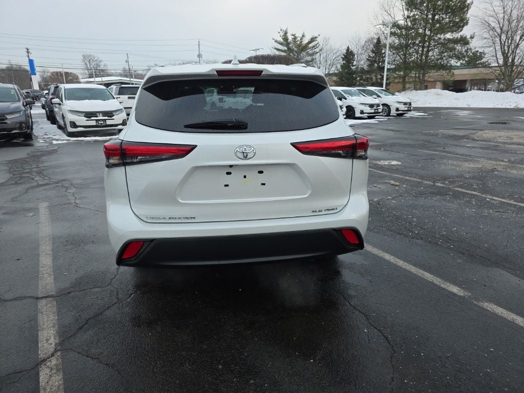 2022 Toyota Highlander XLE
