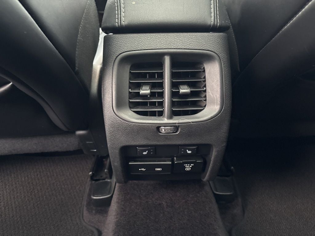 2019 Jeep Cherokee Overland