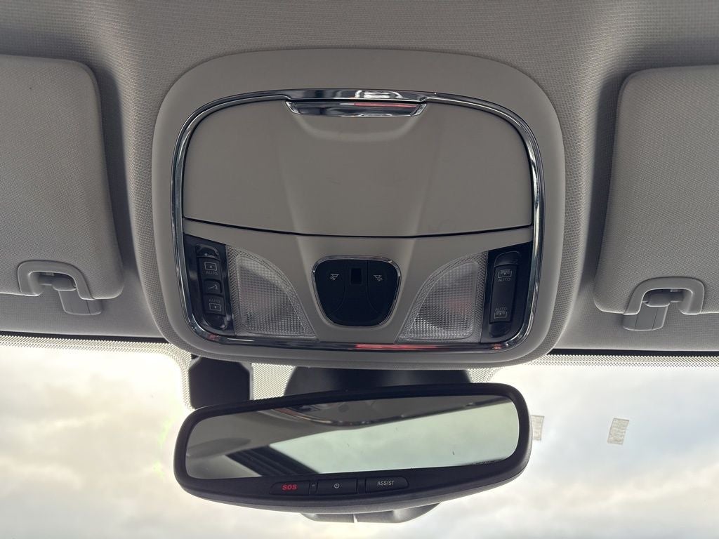 2019 Jeep Cherokee Overland