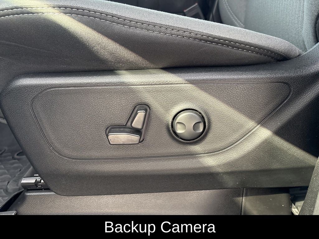 2022 RAM 1500 Big Horn/Lone Star 4D Crew Cab