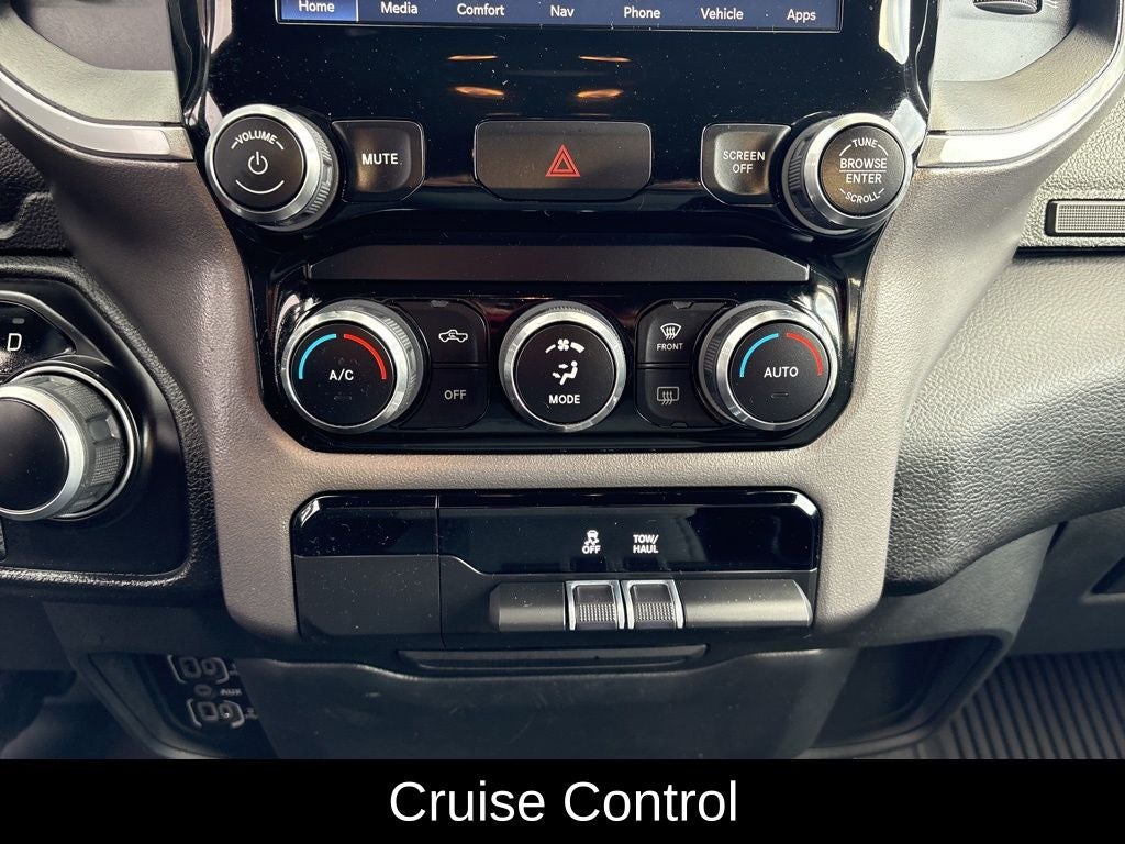 2022 RAM 1500 Big Horn/Lone Star 4D Crew Cab