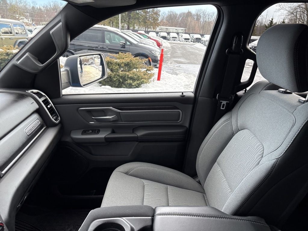 2022 RAM 1500 Big Horn/Lone Star 4D Crew Cab