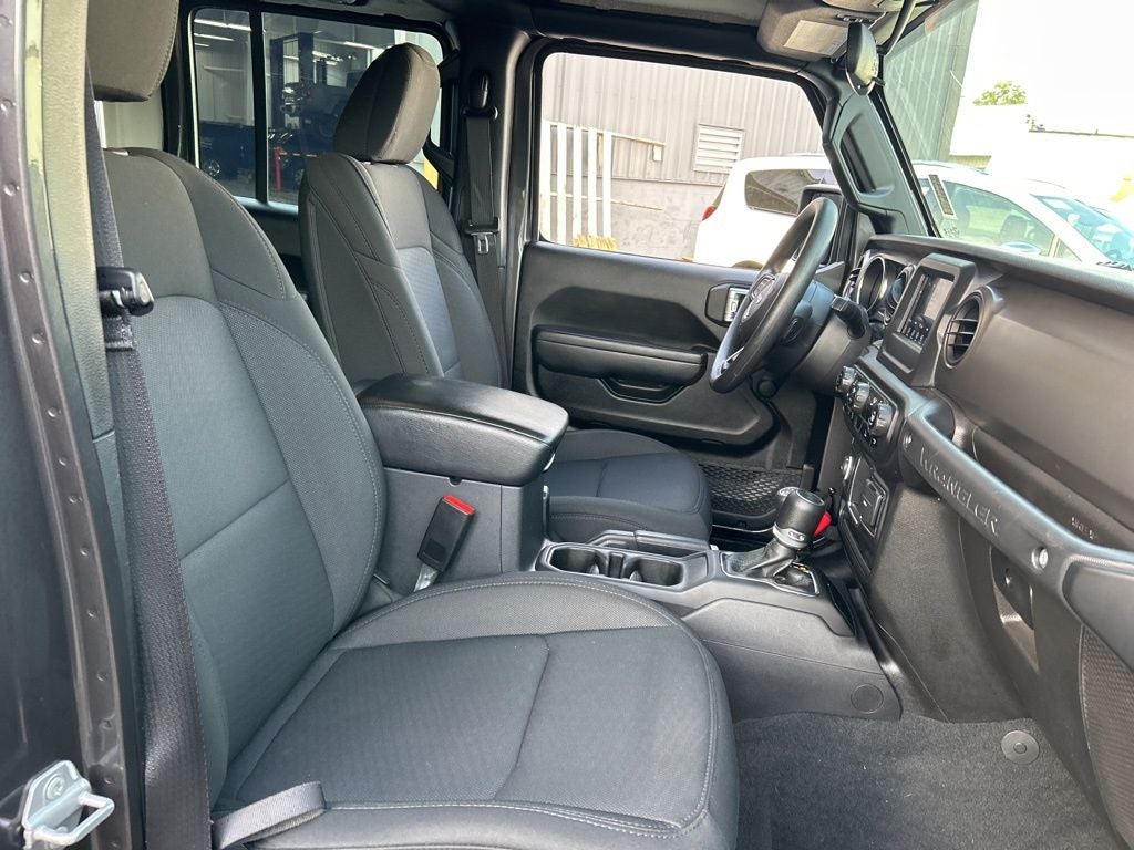 2022 Jeep Wrangler Unlimited Sport