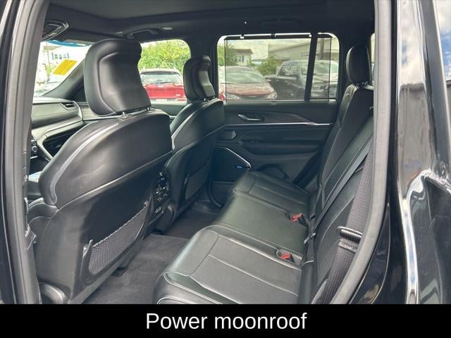 2022 Jeep Grand Cherokee Overland