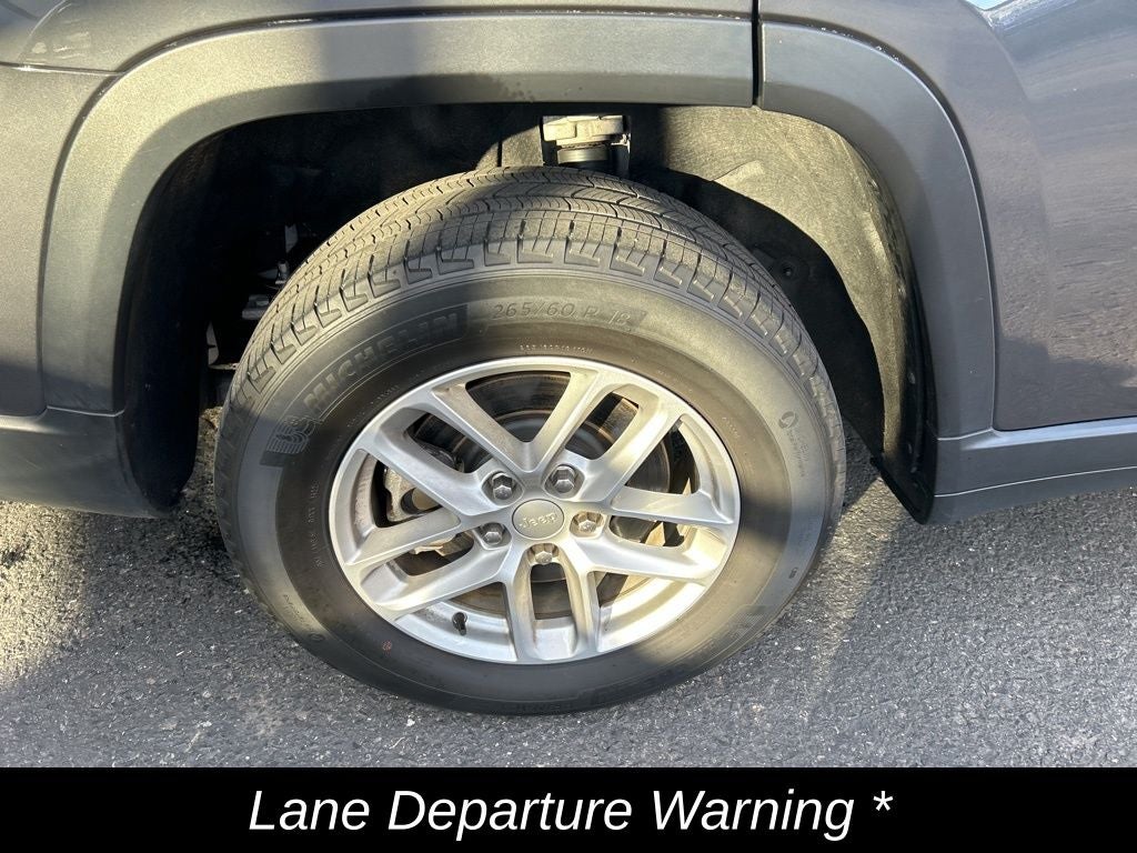 2022 Jeep Grand Cherokee L Laredo