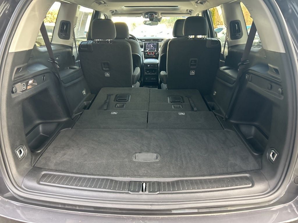 2022 Jeep Grand Cherokee L Laredo