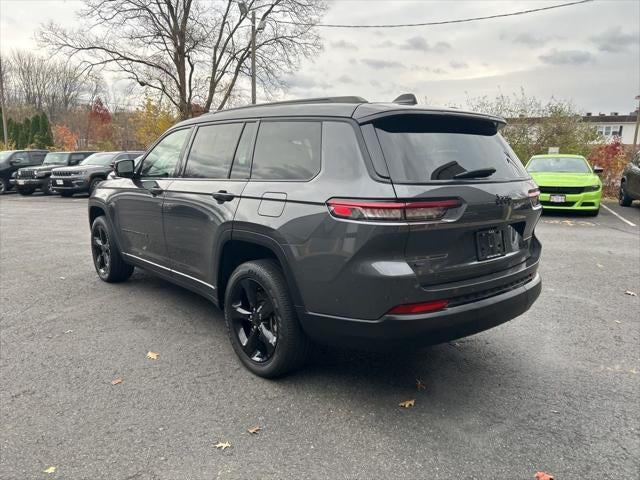 2022 Jeep Grand Cherokee L Altitude