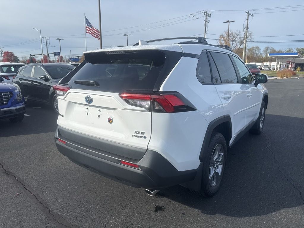 2024 Toyota RAV4 Hybrid XLE