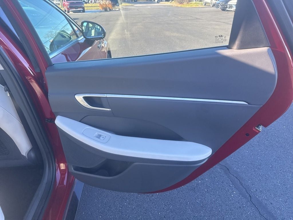 2024 Hyundai SONATA HYBRID SEL