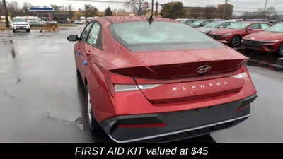 2026 Hyundai ELANTRA SE