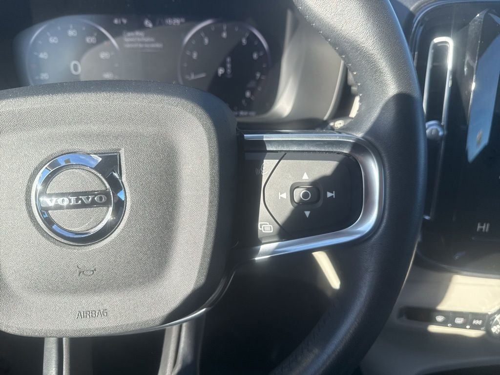 2021 Volvo XC40 T5 Inscription