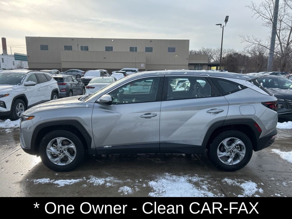 2023 Hyundai TUCSON SE