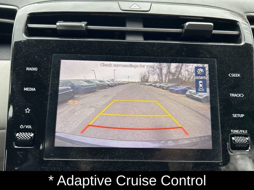 2023 Hyundai TUCSON SE