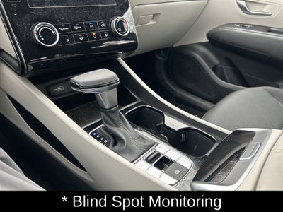 2023 Hyundai TUCSON SE