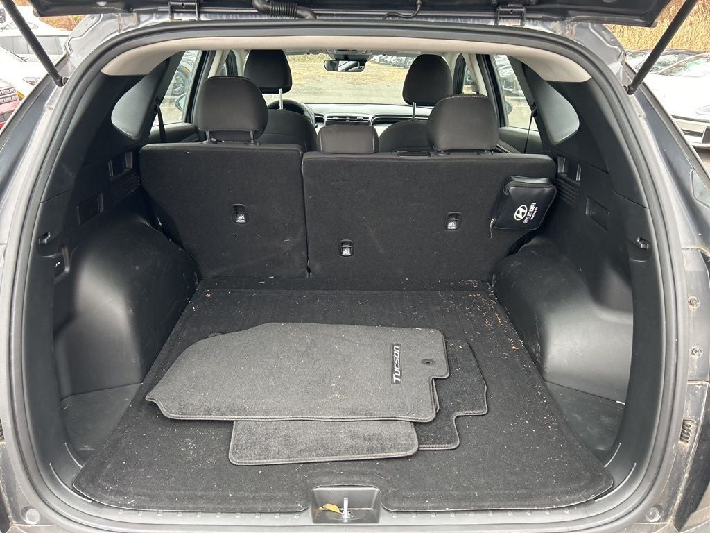 2023 Hyundai TUCSON SE