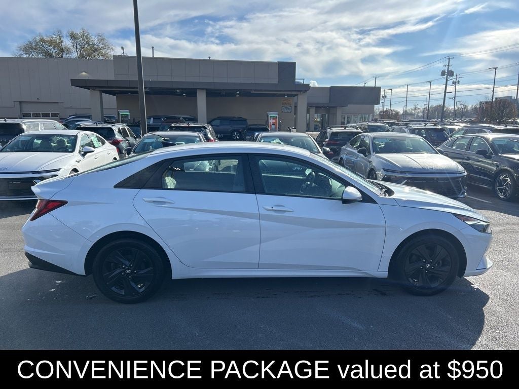 2021 Hyundai ELANTRA SEL