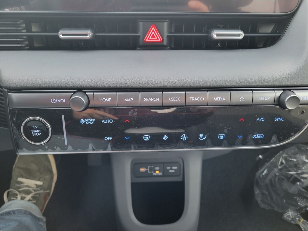 2026 Hyundai IONIQ 5 SE Standard Range