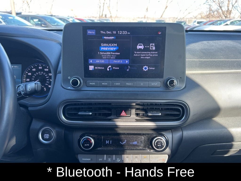 2022 Hyundai KONA SEL