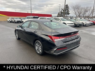 2024 Hyundai ELANTRA SEL
