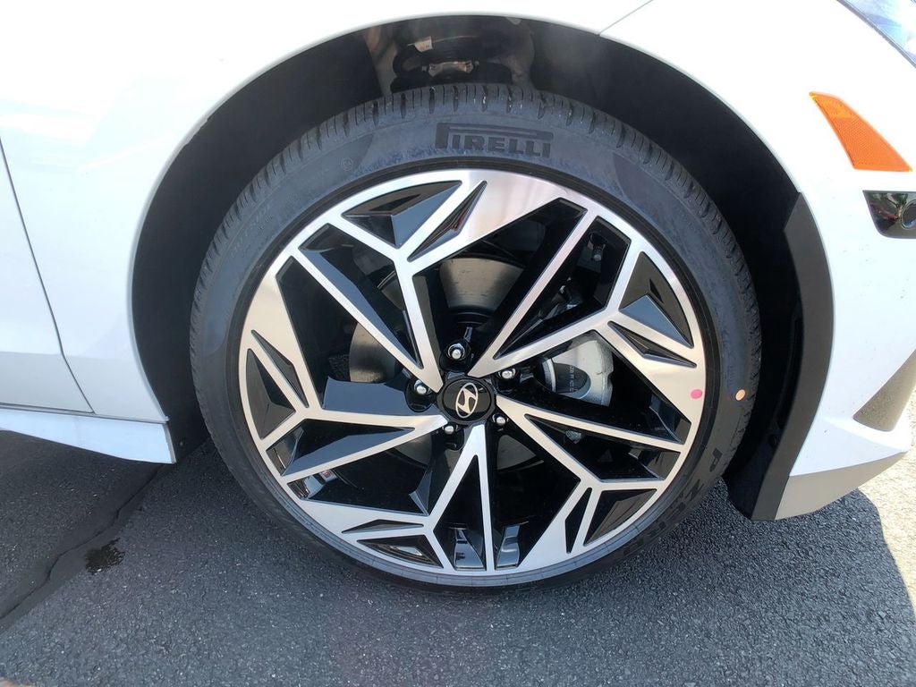 2023 Hyundai IONIQ 6 Limited