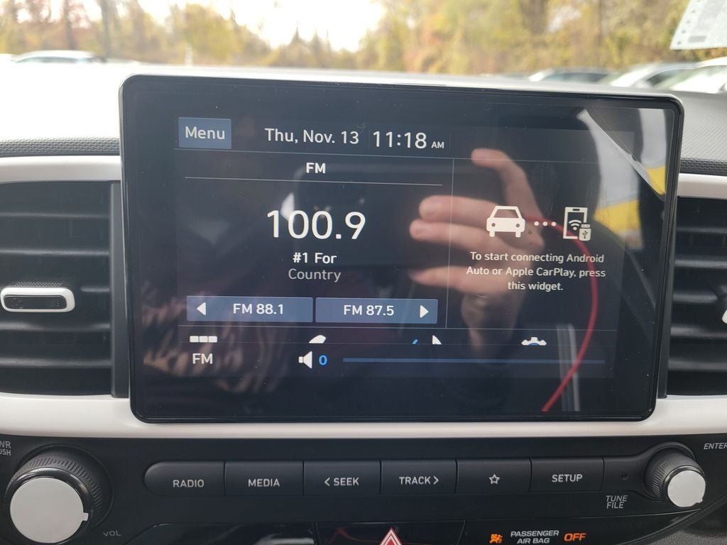 2026 Hyundai VENUE SEL W/Two-Tone Roof