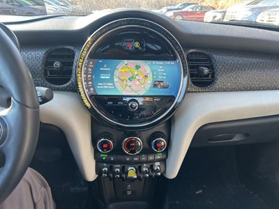 2022 MINI Cooper SE Electric Iconic