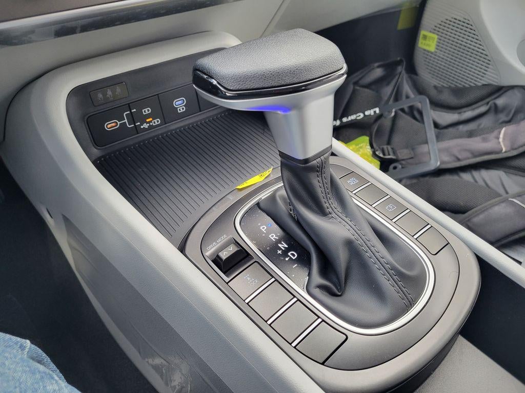 2026 Hyundai KONA SE AWD